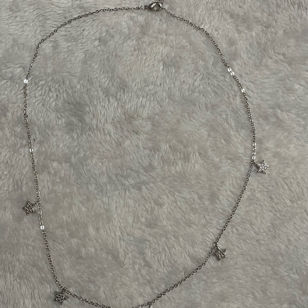 Silver Star Charm Necklace NWOT - Picture 5 of 8